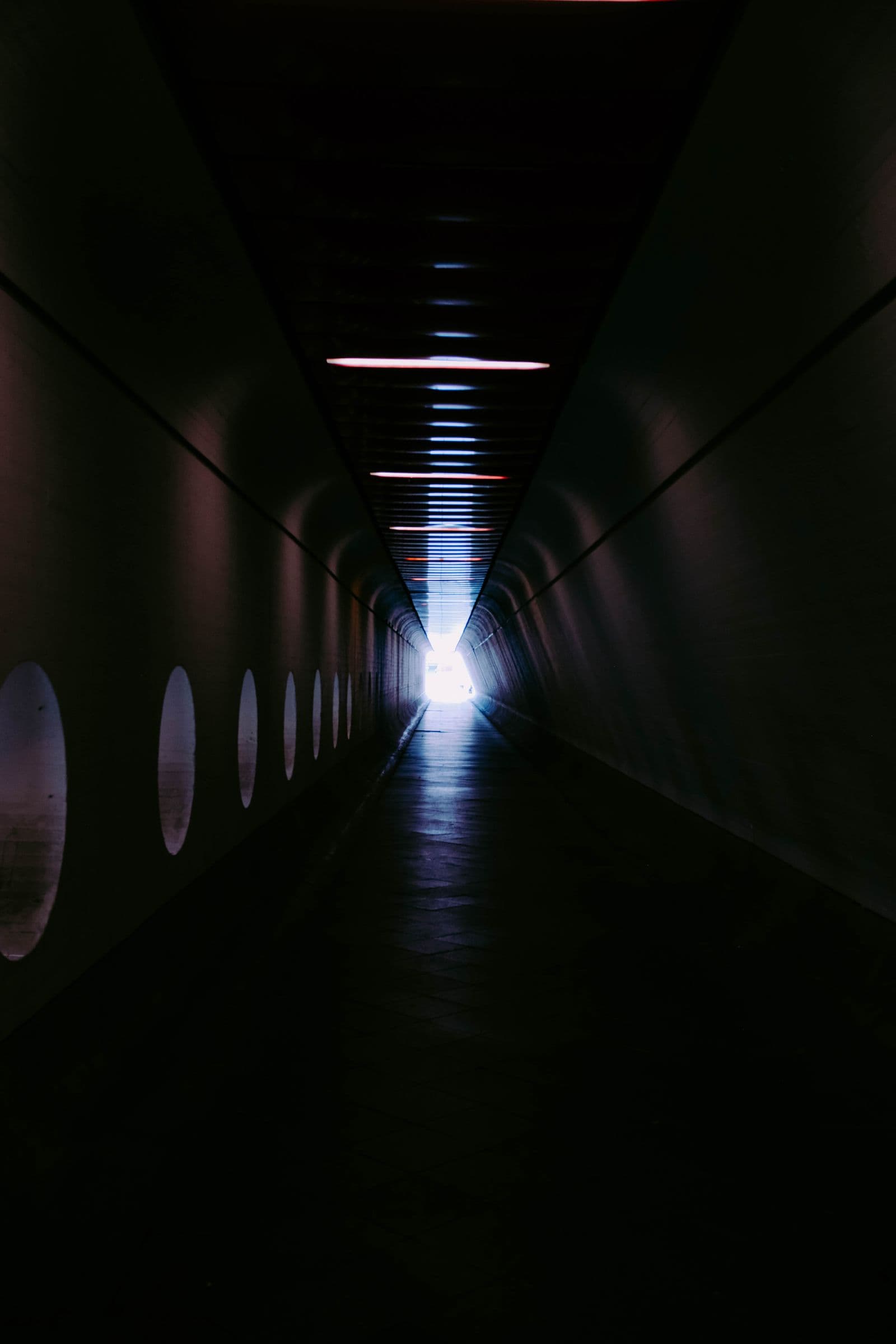 Illuminated architectural tunnel